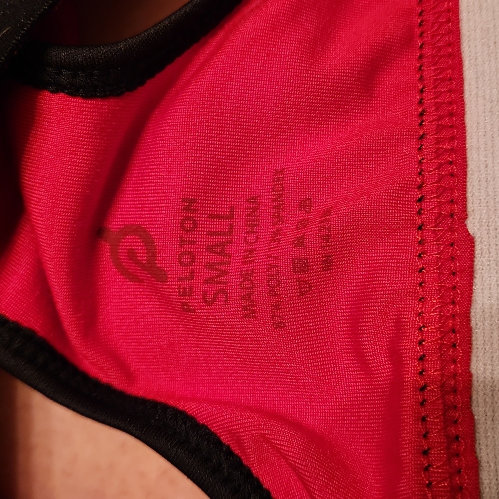 Peleton Sports Bra - Picture 4 of 4
